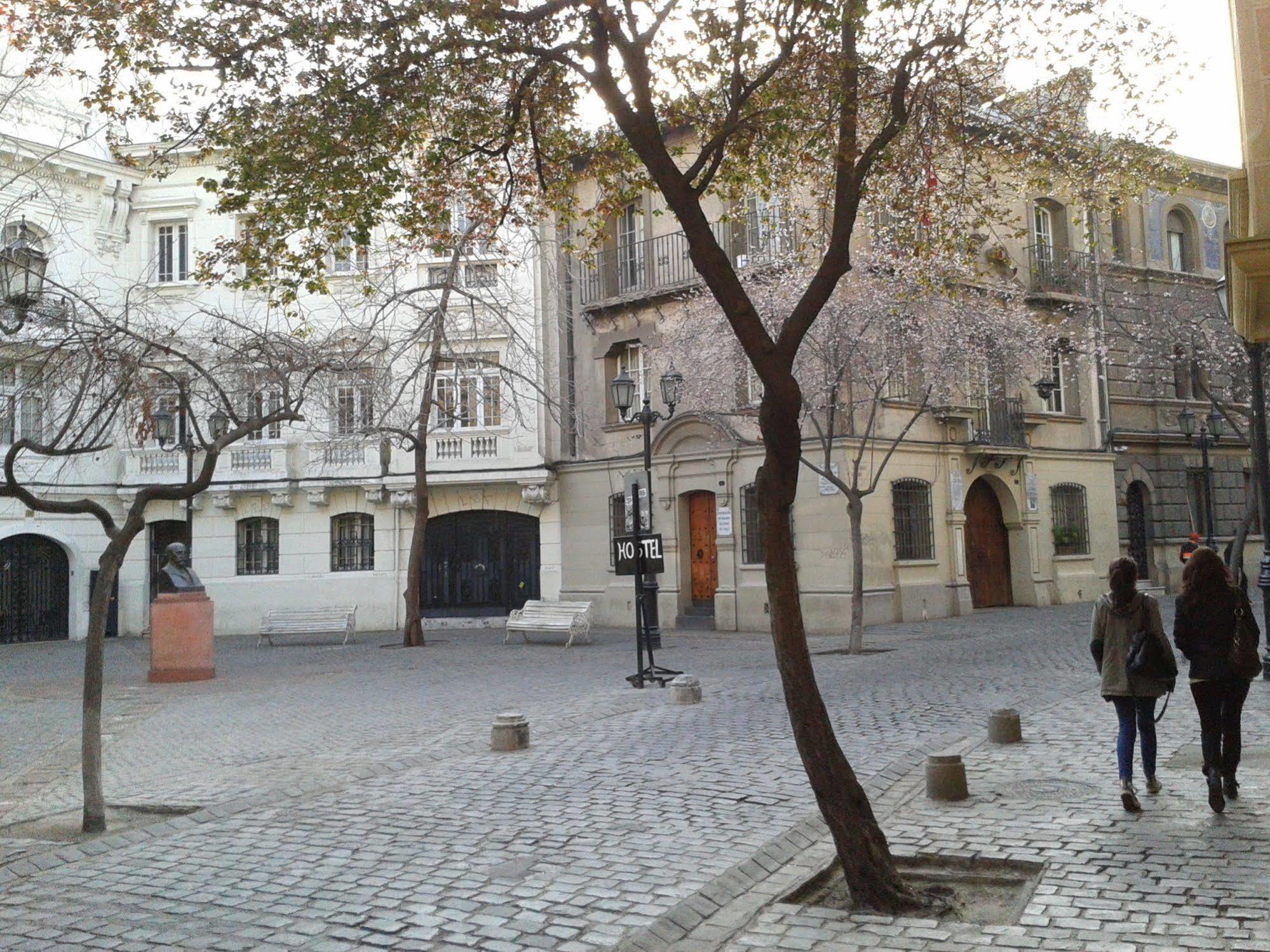 Hostal Bybsiglo Santiago Exterior foto